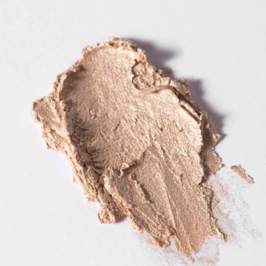 "Blondesister Highlighter 01 Ready To Glow - Illuminating Makeup for a Radiant Glow"