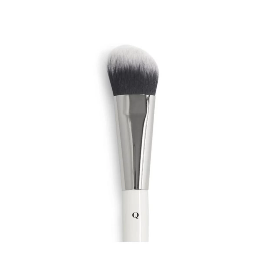 QStudio Oblique Angled Powder Brush P01 - Professional Makeup Face Brush for Flawless Blending